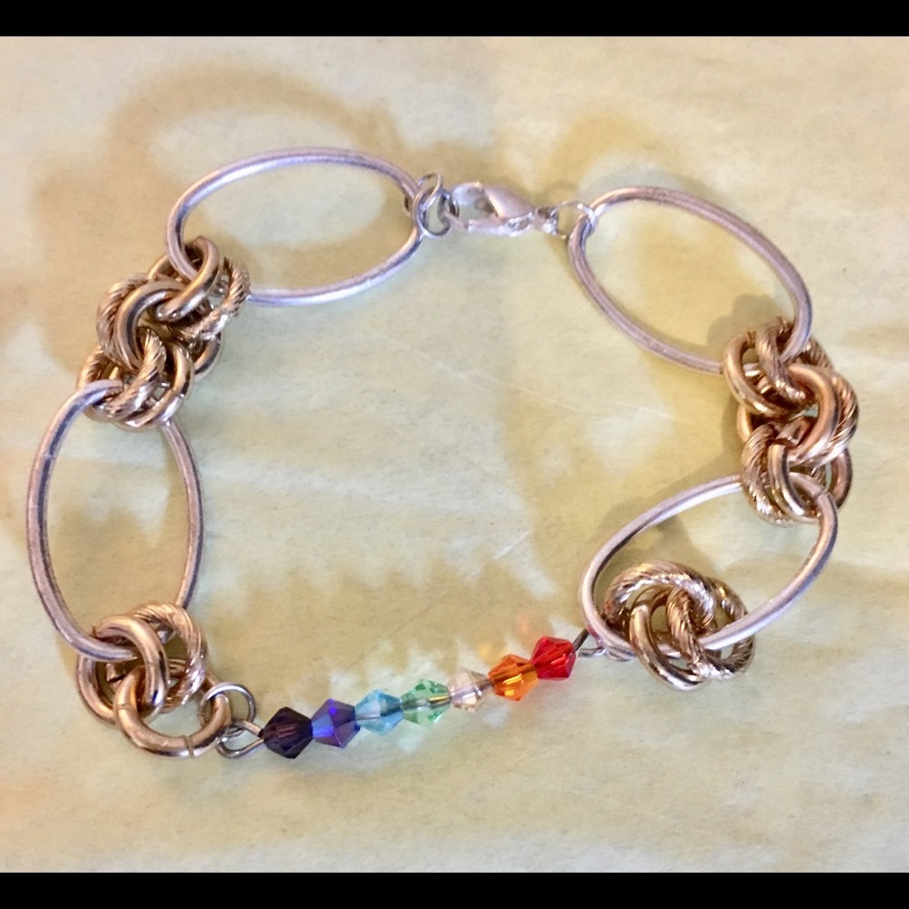 Chakra bracelet with Swarovski crystal beads new